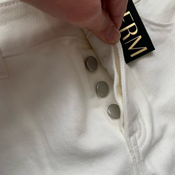 NWT AFRM Distressed White Skinny Jeans. Size 28 - Picture 6 of 7